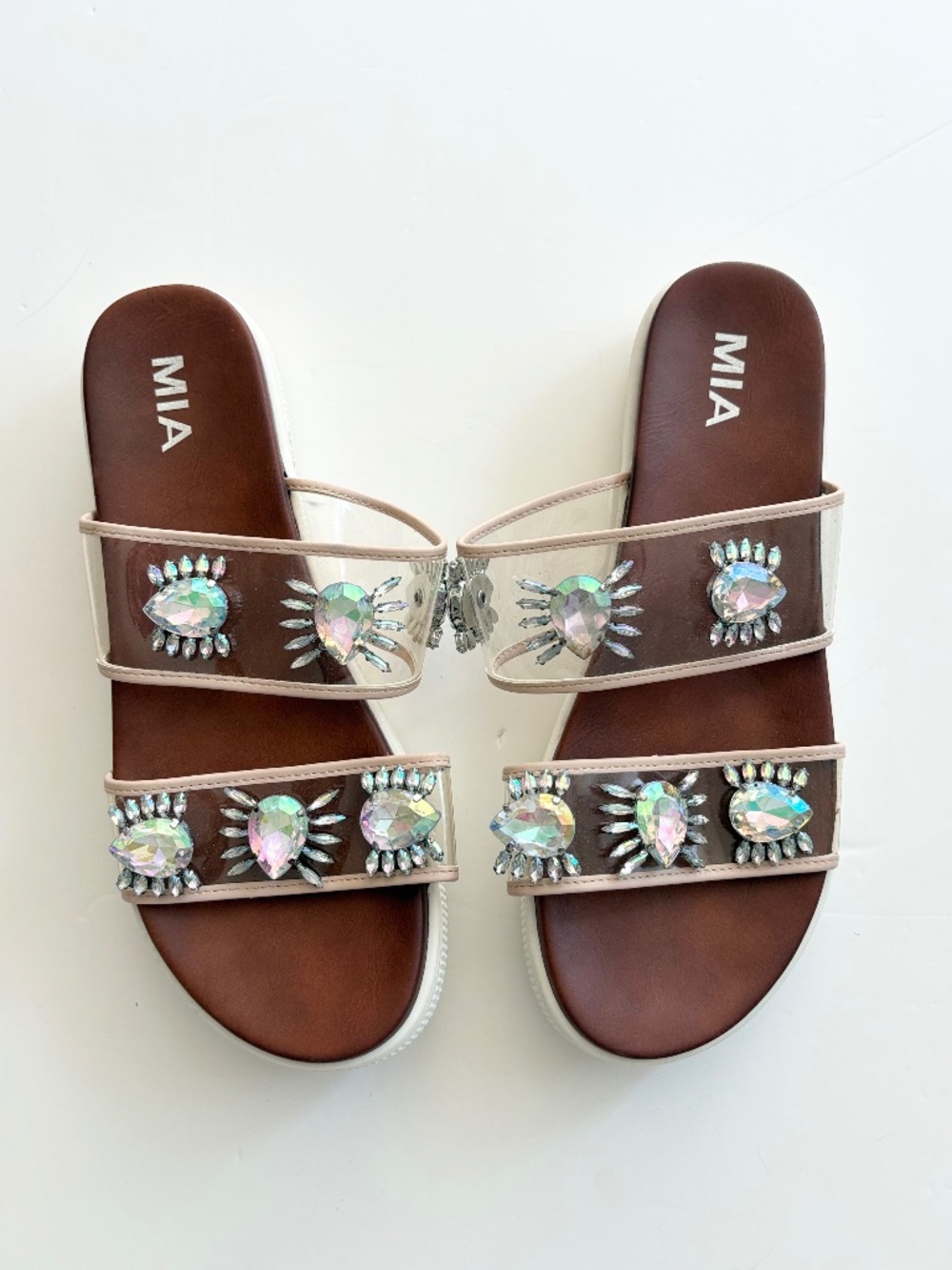 MIA galina platform slide